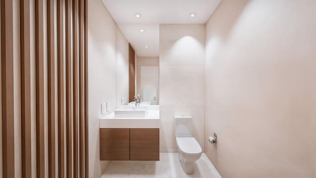 4594 133rd Rd S Amalfi, Unit Amalfi, Delray Beach, FL 33445 - bathroom with vanity, toilet, and recessed lighting