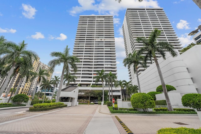 525 S Flagler Dr Unit 16A, West Palm Beach, FL 33401 - view of building exterior