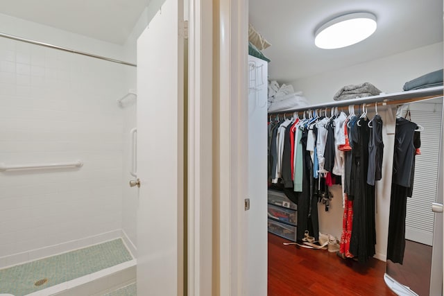 236 Castlewood Dr Unit 301, North Palm Beach, FL 33408 - walk in closet featuring wood finished floors