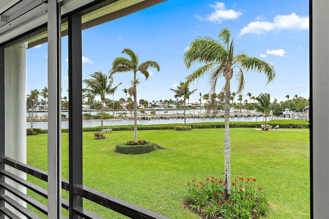 view of yard featuring a water view