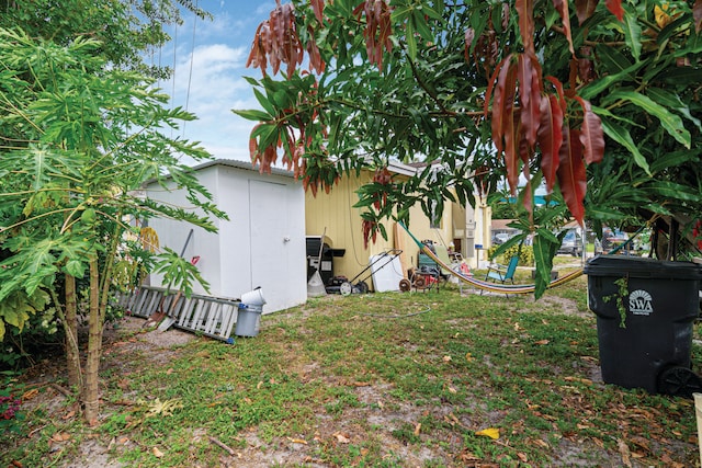 3208 Prince Dr, Lake Worth, FL 33461 - view of yard featuring an outdoor structure