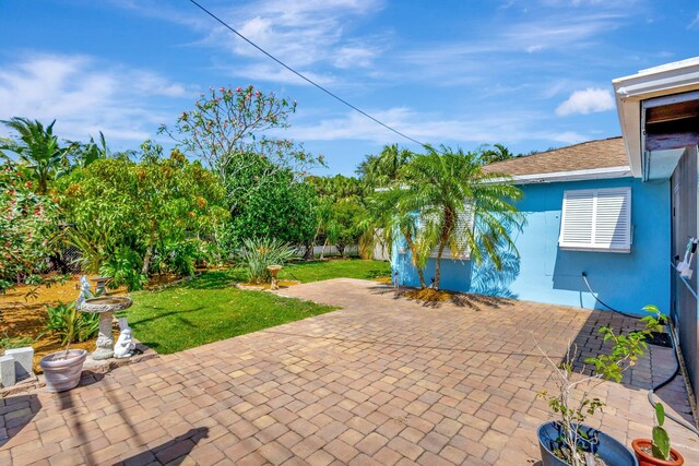 387 Yvonne Dr, West Palm Beach, FL 33406 - view of patio / terrace