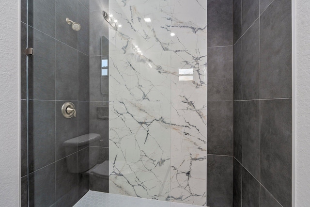 899 Gladiola Ave, Sebastian, FL 32958 - full bathroom with a marble finish shower