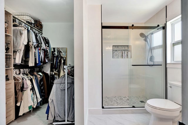 5810 Tucker Rd, Jupiter, FL 33458 - full bath featuring toilet, a walk in closet, and a stall shower