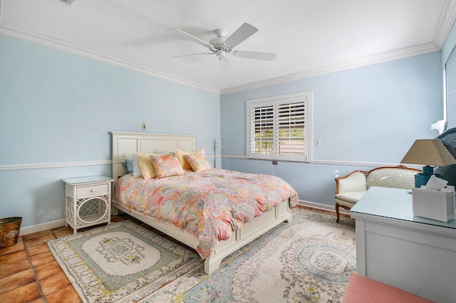 bedroom with baseboards, ornamental molding, and ceiling fan