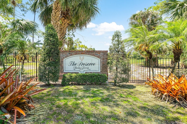 582 Cypress Green Cir, Wellington, FL 33414 - community sign featuring fence