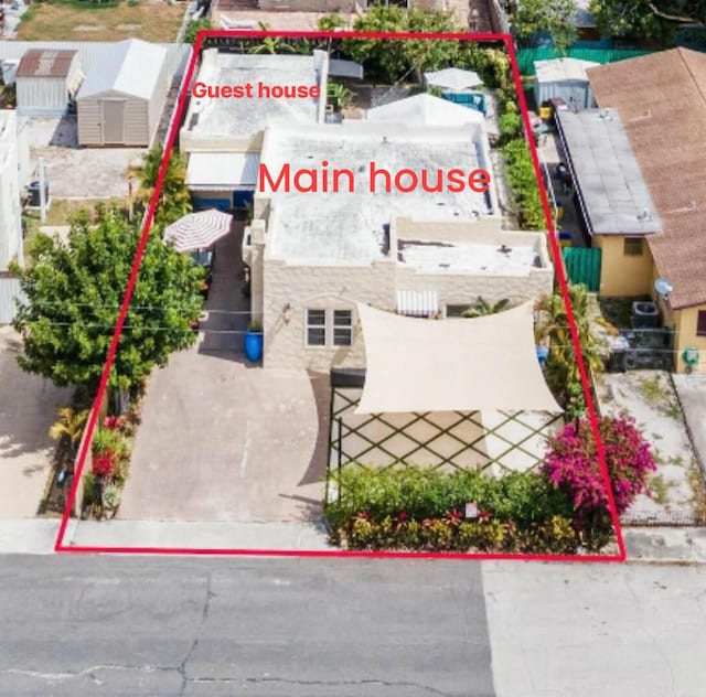 951 Selkirk St, West Palm Beach, FL 33405 - view from above of property with property parcel outlined