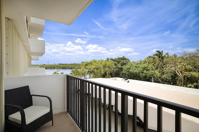 2121 N Ocean Blvd Unit 404W, Boca Raton, FL 33431 - balcony featuring a water view