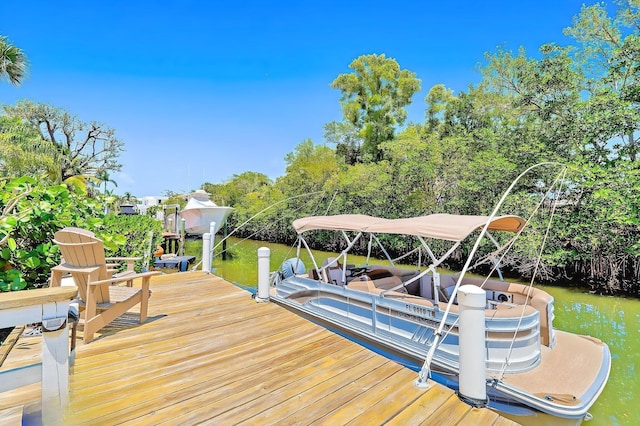 940 Turner Quay, Jupiter, FL 33458 - dock area featuring boat lift