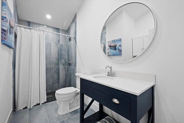 full bath with recessed lighting, vanity, a tile shower, and toilet