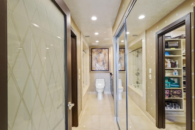 300 SE 5th Ave Unit 2050, Boca Raton, FL 33432 - hallway with visible vents and recessed lighting