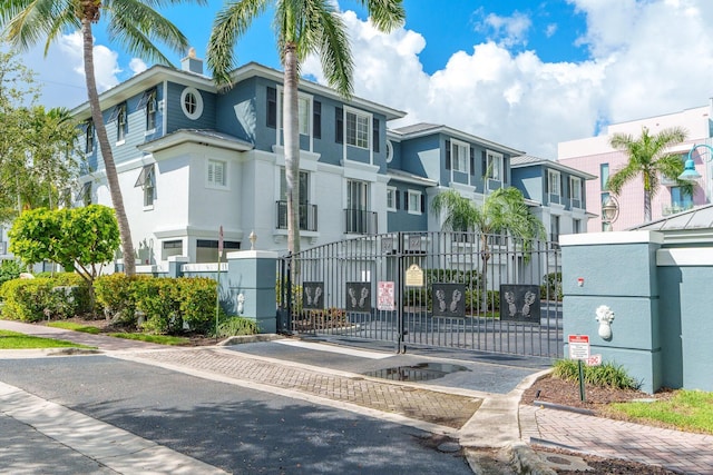 255 NE 3rd Ave Unit 2501, Delray Beach, FL 33444 - view of gate with a residential view