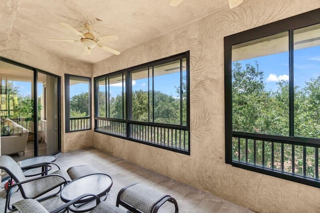 7546 La Paz Blvd Unit 408, Boca Raton, FL 33433 - unfurnished sunroom featuring a ceiling fan and healthy amount of natural light