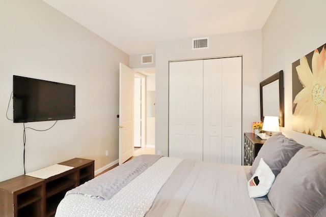 10520 SW Stephanie Way Unit 2204, Port Saint Lucie, FL 34987 - bedroom featuring a closet and visible vents