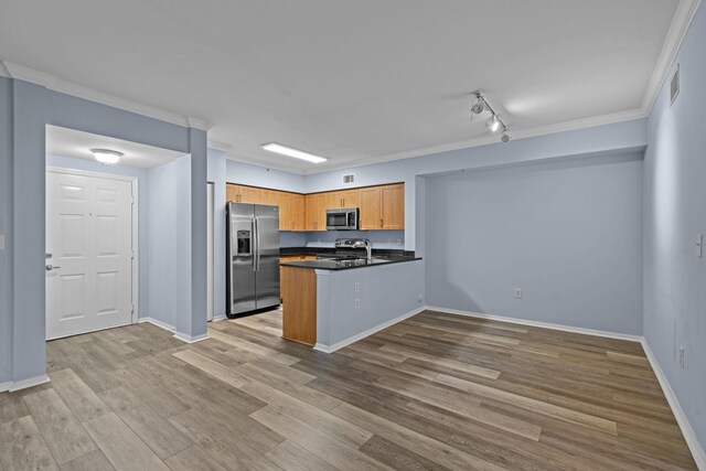 6565 Emerald Dunes Dr Unit 108, West Palm Beach, FL 33411 - full bath featuring baseboards, wood finished floors, bathing tub / shower combination, and toilet