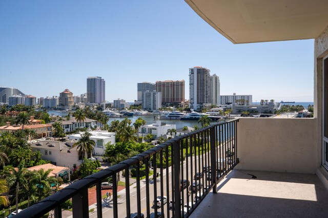 2500 E Las Olas Blvd Unit 802, Fort Lauderdale, FL 33301 - balcony featuring a water view and a view of city