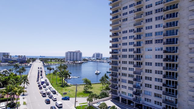 2500 E Las Olas Blvd Unit 802, Fort Lauderdale, FL 33301 - water view with nearby urban area