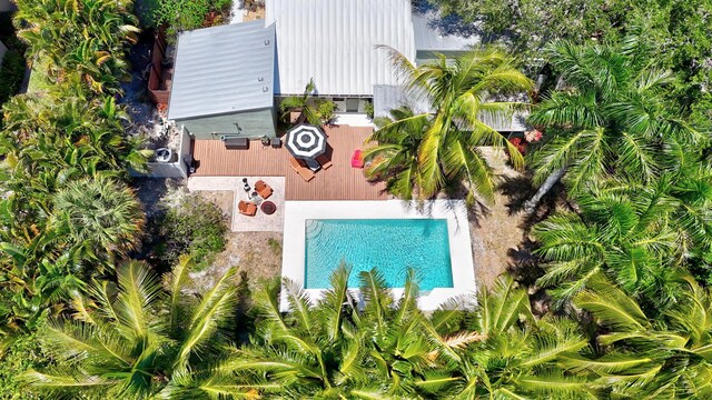 1 Riverview Dr, Sewalls Point, FL 34996 - aerial view of property and surrounding area with a pool area