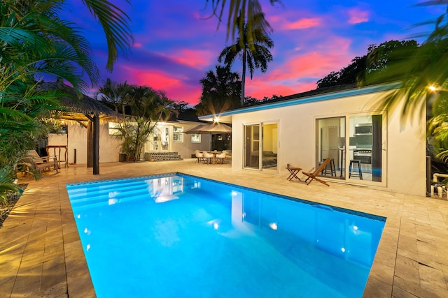 425 32nd St, West Palm Beach, FL 33407 - outdoor pool featuring a patio area, outdoor dining space, and area for grilling