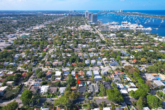425 32nd St, West Palm Beach, FL 33407 - view of property location featuring a nearby body of water