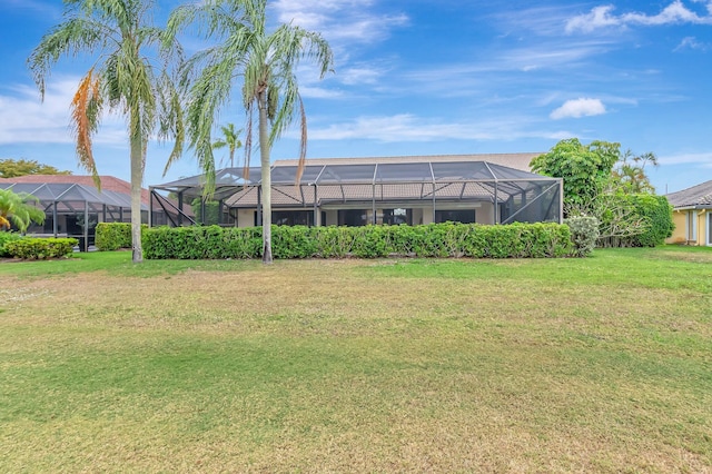 view of yard featuring a lanai