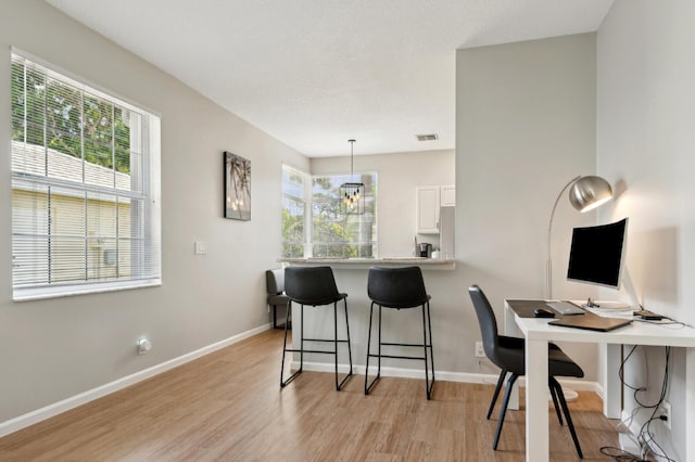 175 Harbor Lake Cir, Greenacres, FL 33413 - interior space featuring visible vents, light wood-style flooring, and baseboards