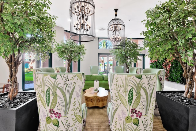 dining area with a notable chandelier
