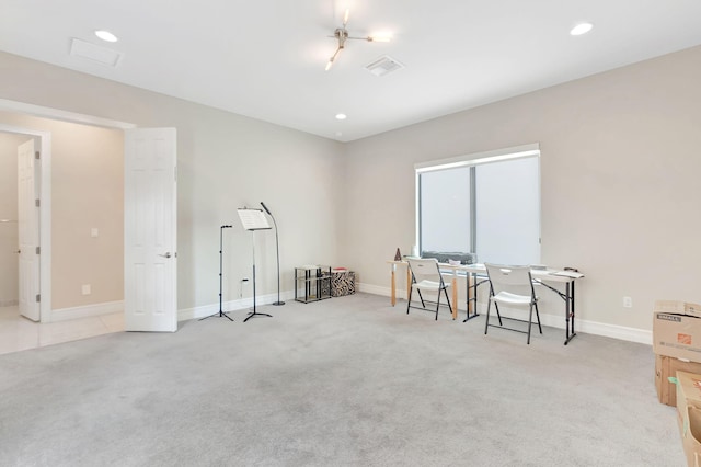 miscellaneous room featuring visible vents, recessed lighting, baseboards, and light carpet