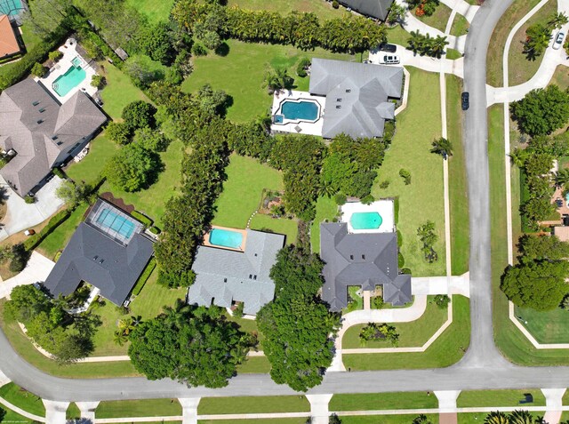 drone / aerial view featuring a residential view