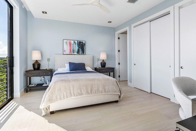 914 Palm Trl, Delray Beach, FL 33483 - bedroom featuring light wood-style floors, baseboards, and a ceiling fan