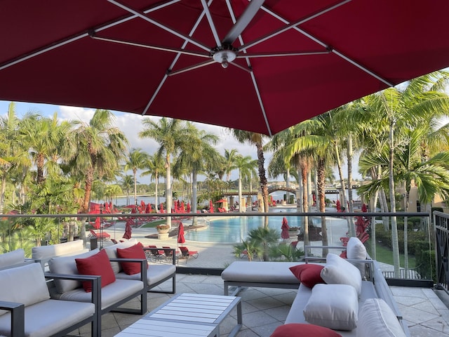 view of patio / terrace featuring outdoor lounge area