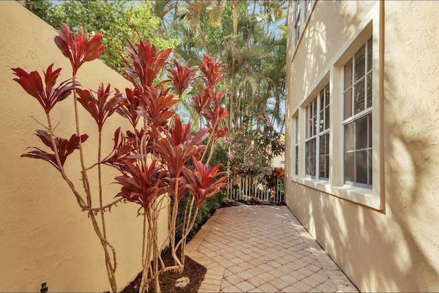 7 Via Tivoli, Palm Beach Gardens, FL 33418 - view of home's exterior with stucco siding