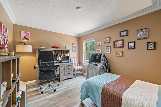 4474 Thornwood Cir, Palm Beach Gardens, FL 33418 - bedroom with ornamental molding, wood finished floors, a textured ceiling, an office area, and baseboards