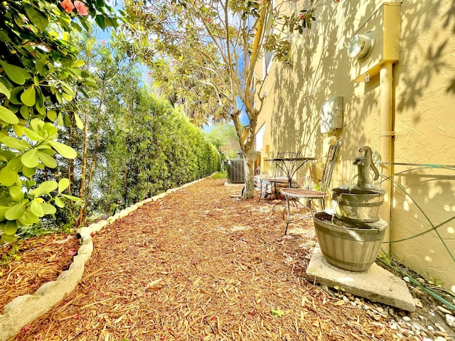 9681 Pine Trail Ct, Lake Worth, FL 33467 - view of yard