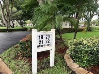 19 Abbey Ln Unit 203, Delray Beach, FL 33446 - view of community sign