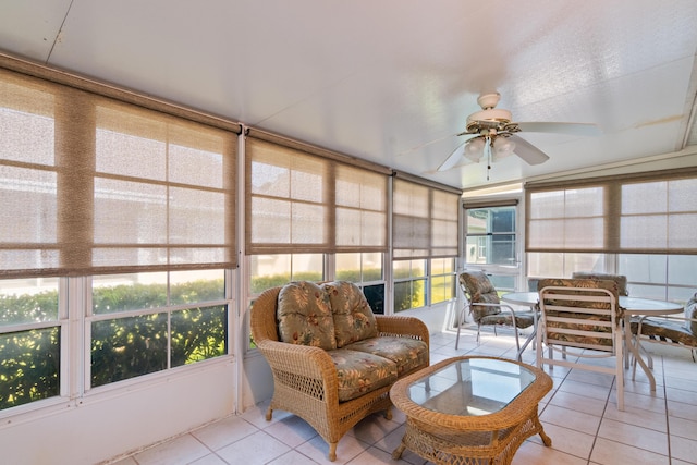 460 NW Turin Ct, Port Saint Lucie, FL 34986 - sunroom featuring ceiling fan and outdoor dining area
