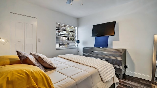 6320 Wedgewood Ter Unit 6320, Tamarac, FL 33321 - bedroom with baseboards, a ceiling fan, and dark wood-type flooring