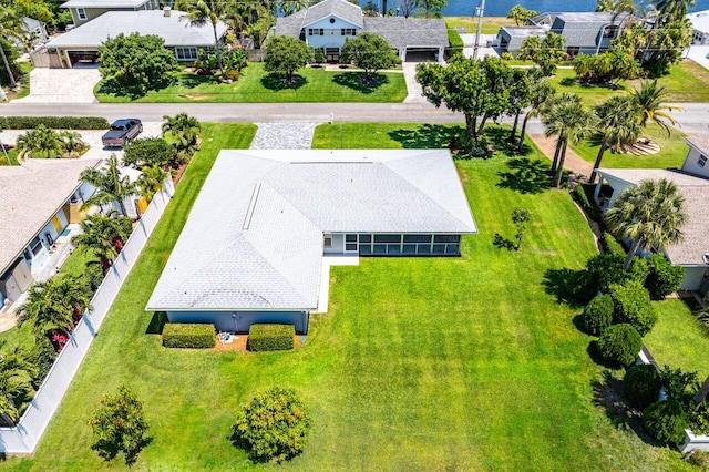 birds eye view of property featuring a residential view