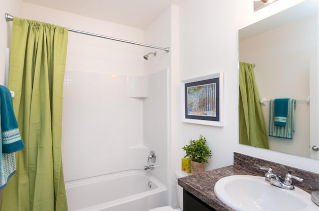 12134 SW Rimini Way, Port Saint Lucie, FL 34987 - full bath featuring vanity, toilet, and shower / tub combo