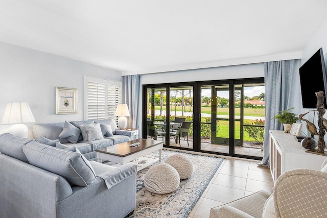 4107 Kittiwake Ct Kittiwake, Unit Kittiwake, Boynton Beach, FL 33436 - view of tiled living room