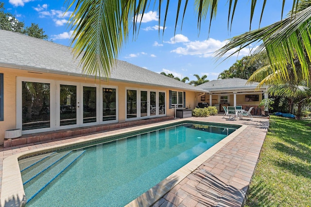 1256 Holly Cove Dr, Jupiter, FL 33458 - outdoor pool featuring a patio