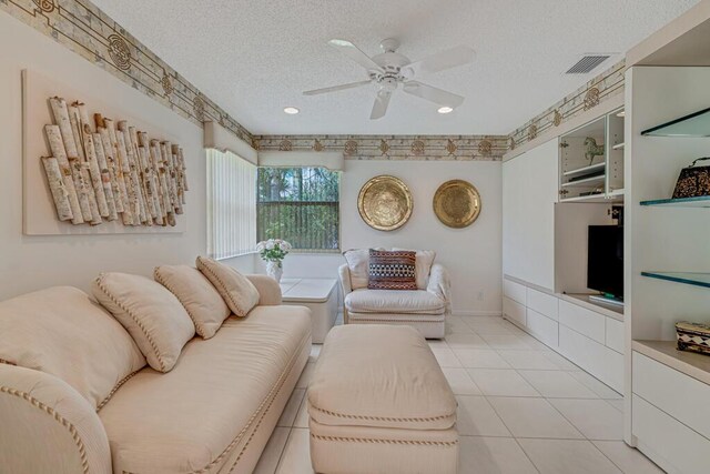 9870 Harbour Lake Cir, Boynton Beach, FL 33437 - living room with a ceiling fan, a textured ceiling, visible vents, and recessed lighting