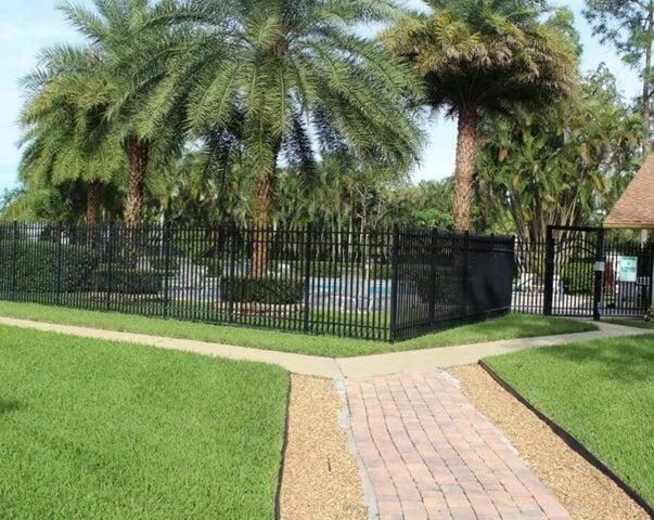 13135 Chadwick Ct Unit 7, Wellington, FL 33414 - view of community with a swimming pool