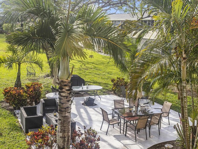 216 Sheffield I Unit 216, West Palm Beach, FL 33417 - view of patio / terrace with outdoor dining area