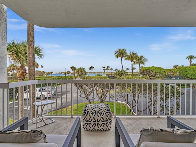 3300 S Ocean Blvd Unit 108S, Palm Beach, FL 33480 - view of balcony