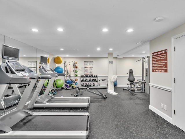 3300 S Ocean Blvd Unit 108S, Palm Beach, FL 33480 - gym featuring baseboards, recessed lighting, and visible vents