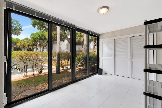 5438 Verona Dr Unit H, Boynton Beach, FL 33437 - view of unfurnished sunroom