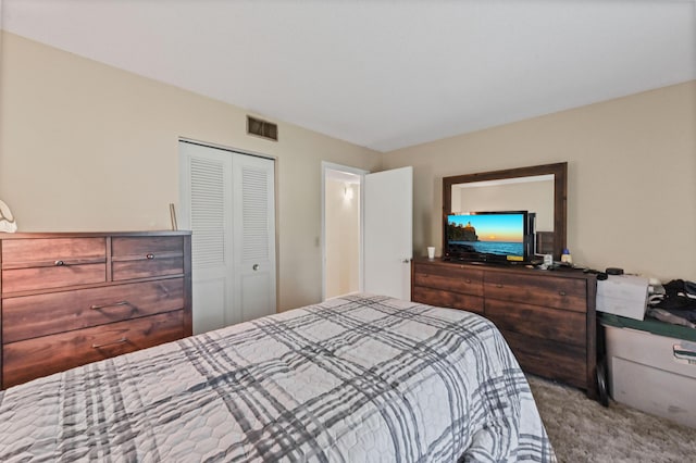 2104 S 26th St, Fort Pierce, FL 34947 - carpeted bedroom featuring a closet