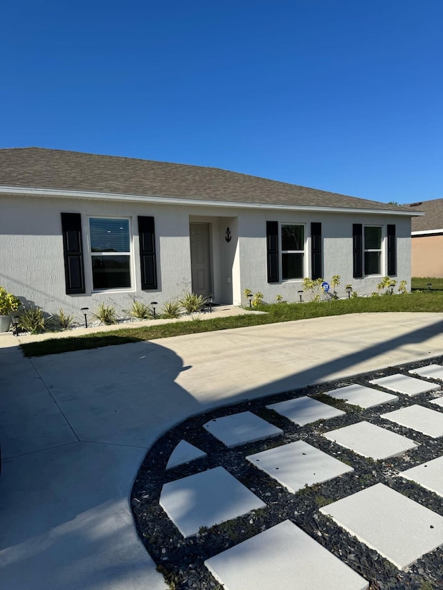 133SW SW Becker Rd, Port Saint Lucie, FL 34953 - ranch-style house with stucco siding