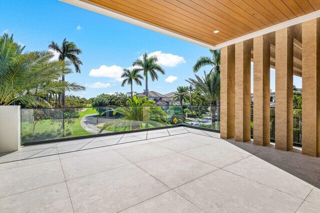 217 Thatch Palm Dr, Boca Raton, FL 33432 - view of patio / terrace